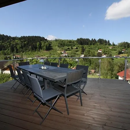 Les Biches シャレー *