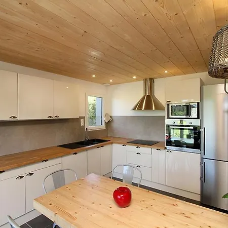 Les Biches シャレー